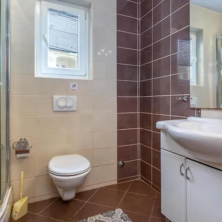 Lejlighed Pet Friendly In Miholjice *